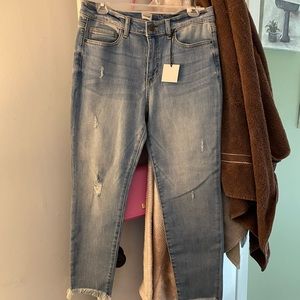 High Rise Frayed Skinny Jeans